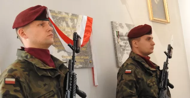 Odsłonięcie tablicy pamiątkowej w bielskim kościele garnizonowym - 23.02.2017