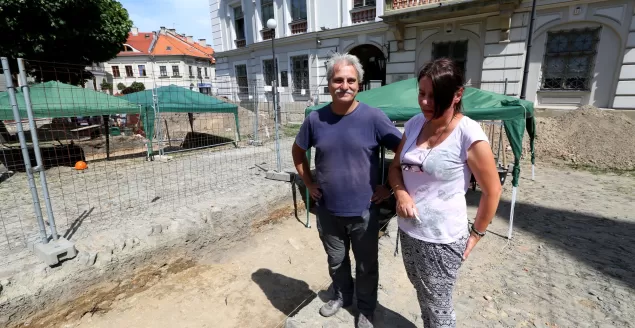 Badania archeologiczne na dziedzińcu zamkowym - 03.08.2017