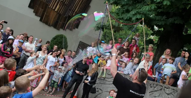 Festiwal Baniek Mydlanych w Parku Słowackiego - 05.06.2016